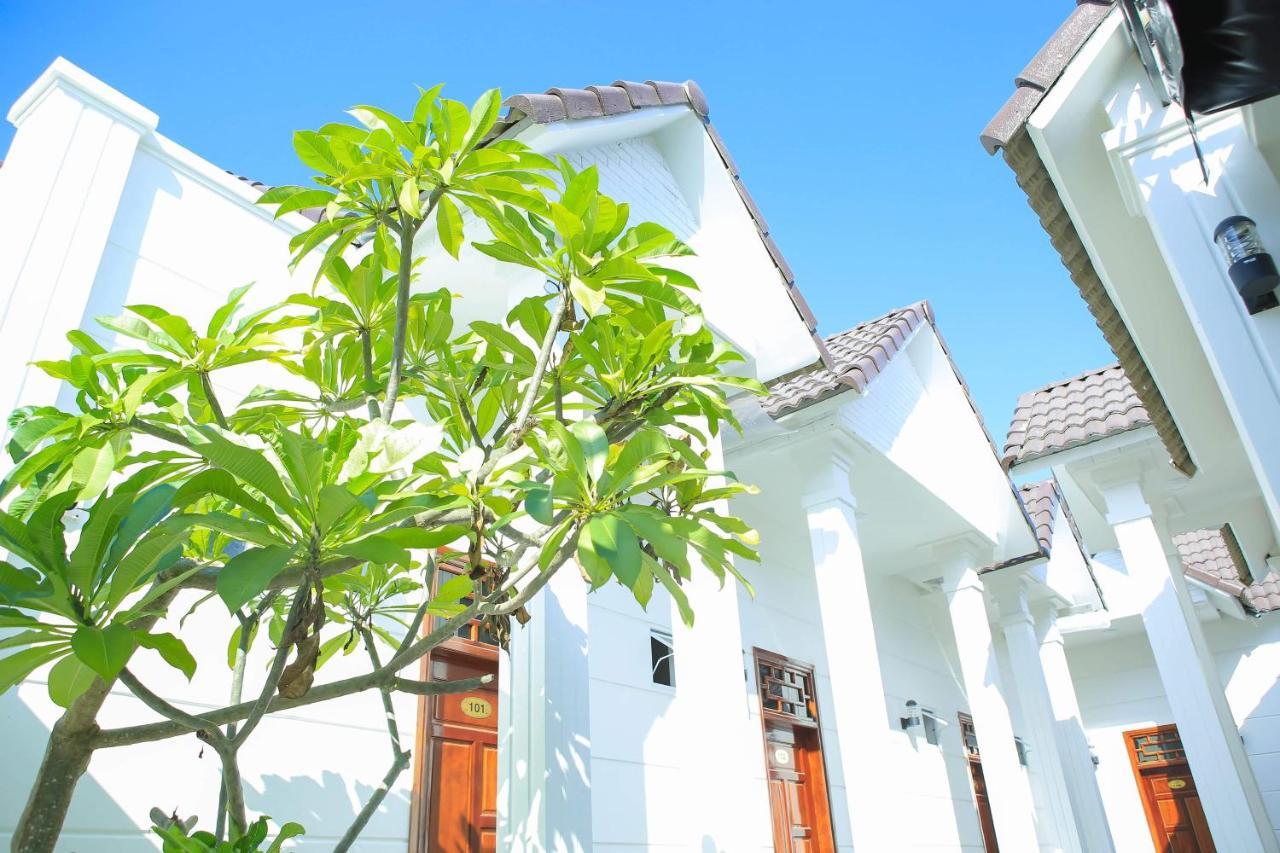 Lavender Tan Thanh Hotel Mini Resort Cong Thanh Extérieur photo